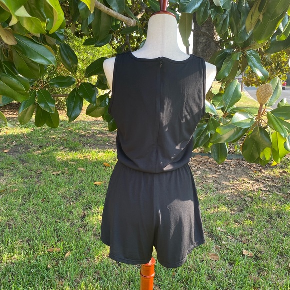 Francesca’s Black Sequin Romper - Picture 5 of 17